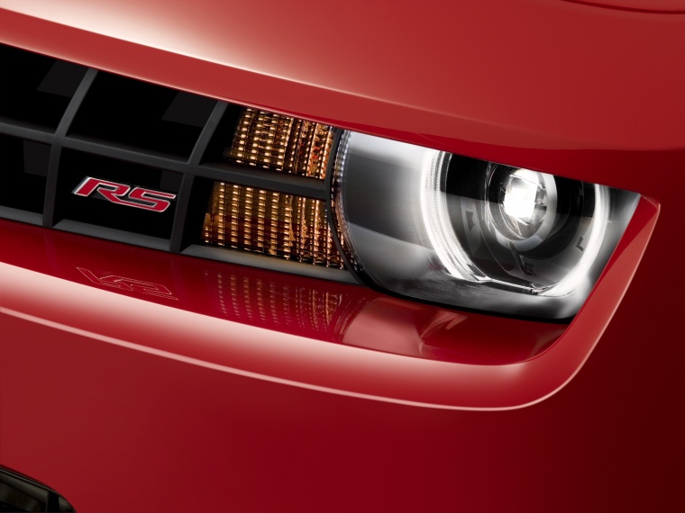 2013 Chevrolet Camaro RS Coupe Headlight Picture