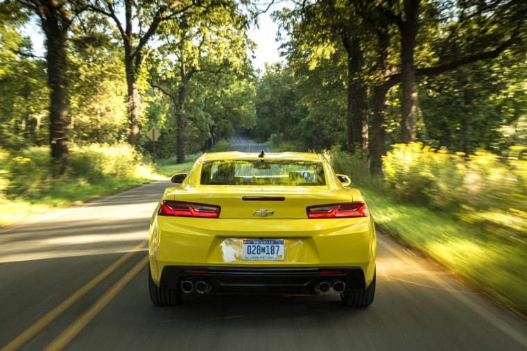 2018 Chevrolet Camaro RS Coupe Picture