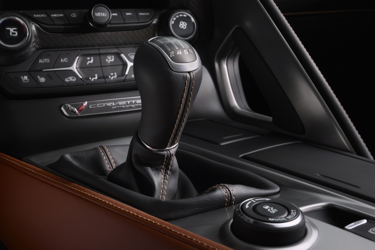 2016 Chevrolet Corvette Stingray Coupe Gear Lever Picture