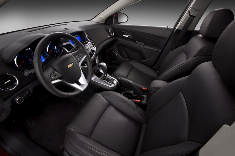 2011 Chevrolet Cruze RS Front Seats Picture