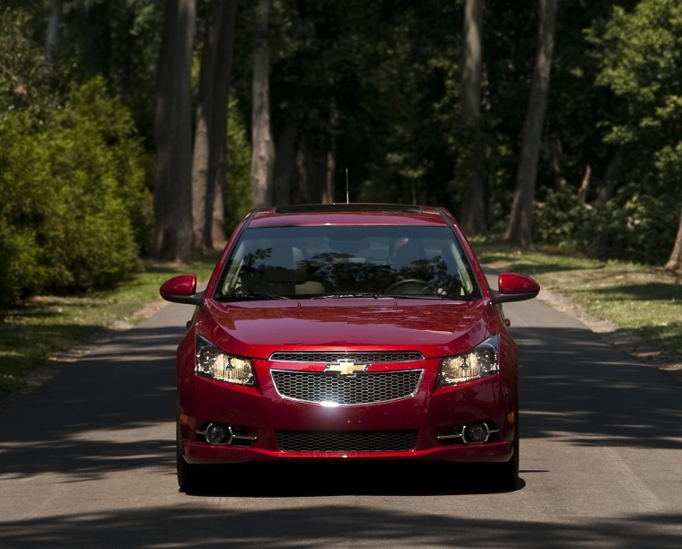 2013 Chevrolet Cruze RS Picture