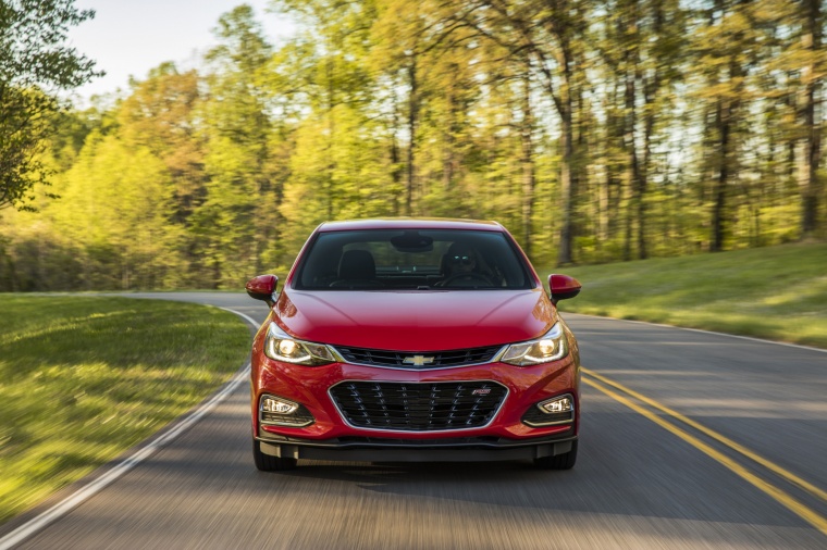 2018 Chevrolet Cruze Premier RS Sedan Picture