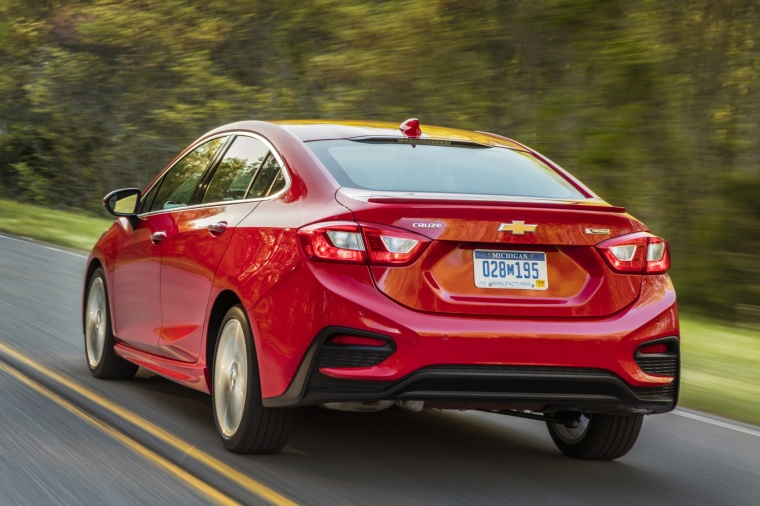 2018 Chevrolet Cruze Premier RS Sedan Picture