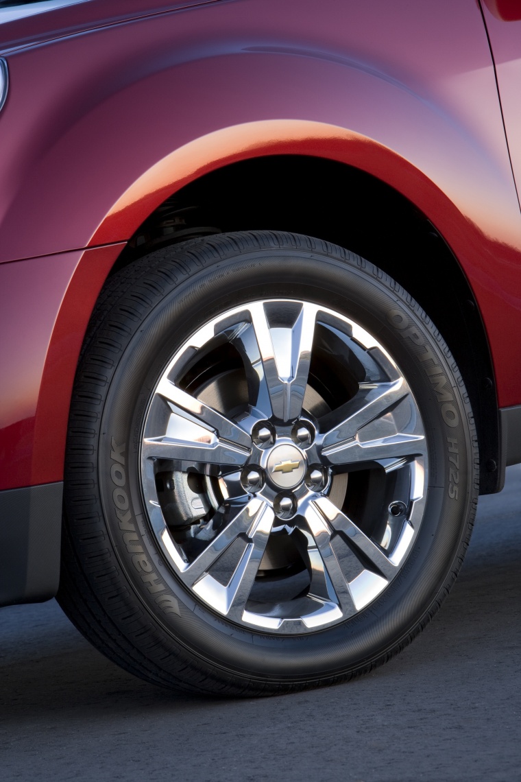 2011 Chevrolet Equinox LTZ Rim Picture