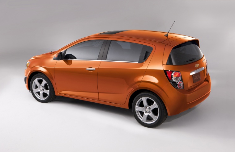 2015 Chevrolet Sonic Hatchback LTZ Picture