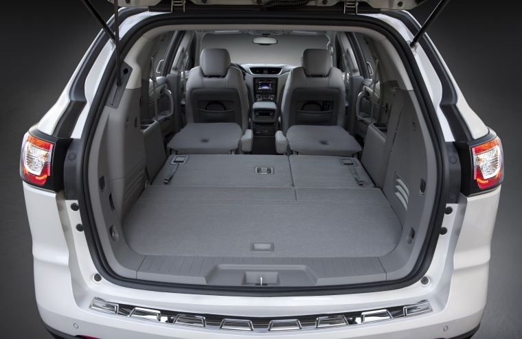 2013 Chevrolet Traverse Trunk Picture