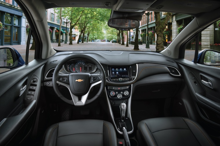 2017 Chevrolet Trax Premier Cockpit Picture