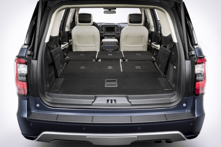 2020 Ford Expedition Trunk Picture