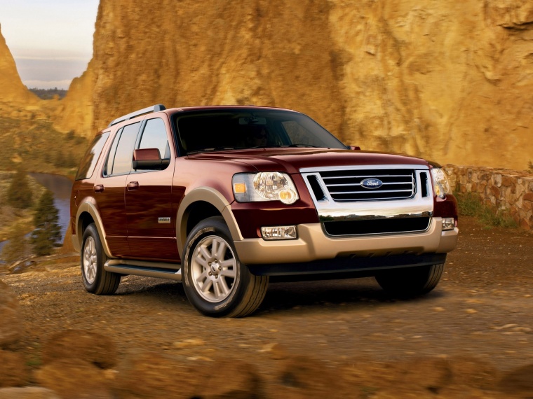 2010 Ford Explorer Eddie Bauer Picture