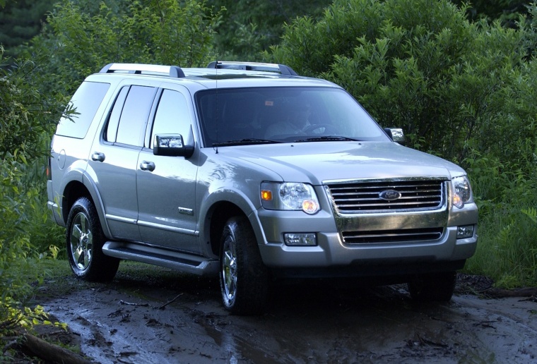 2010 Ford Explorer Picture