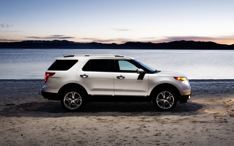 2014 Ford Explorer Limited 4WD Picture