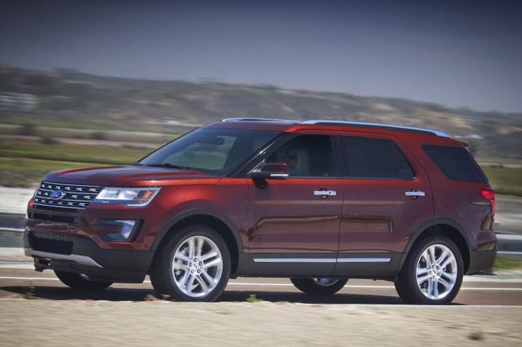 2016 Ford Explorer Limited 4WD Picture