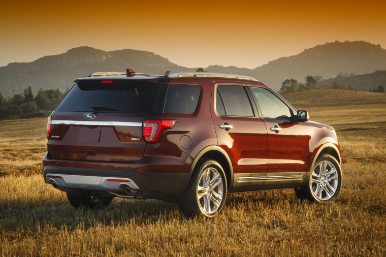 2018 Ford Explorer Limited 4WD - Picture / Pic / Image