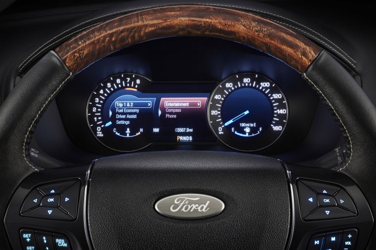 2018 Ford Explorer Platinum 4WD Gauges Picture