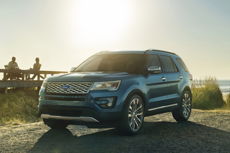 2019 Ford Explorer Platinum 4WD Picture