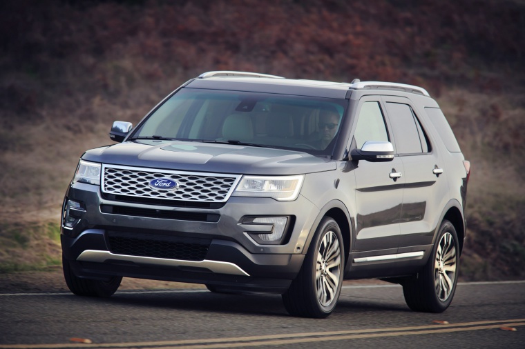 2019 Ford Explorer Platinum 4WD Picture