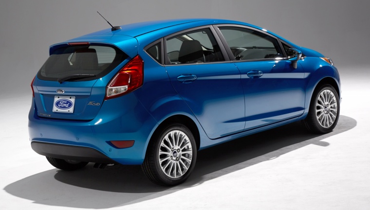 2015 Ford Fiesta Hatchback Titanium Picture