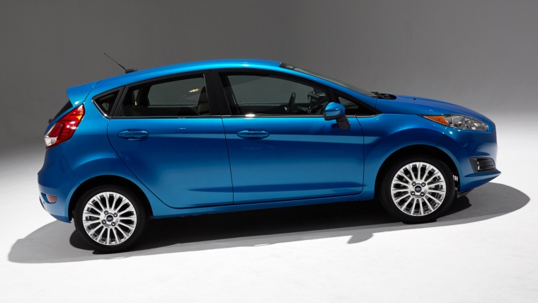 2015 Ford Fiesta Hatchback Titanium Picture