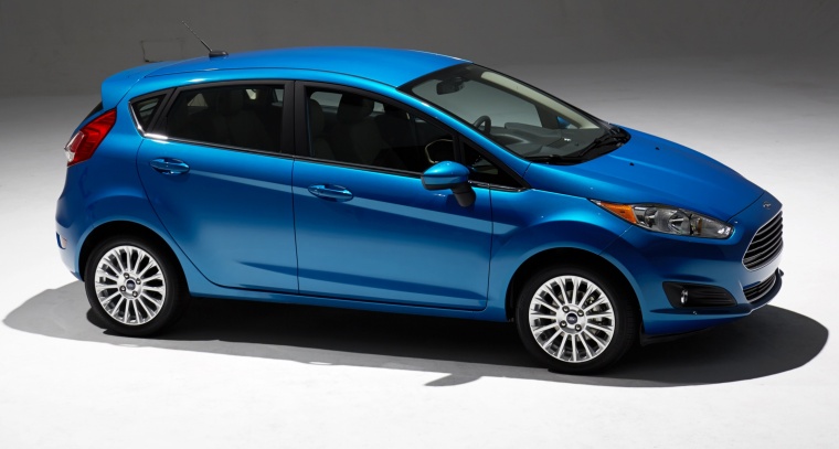 2015 Ford Fiesta Hatchback Titanium Picture