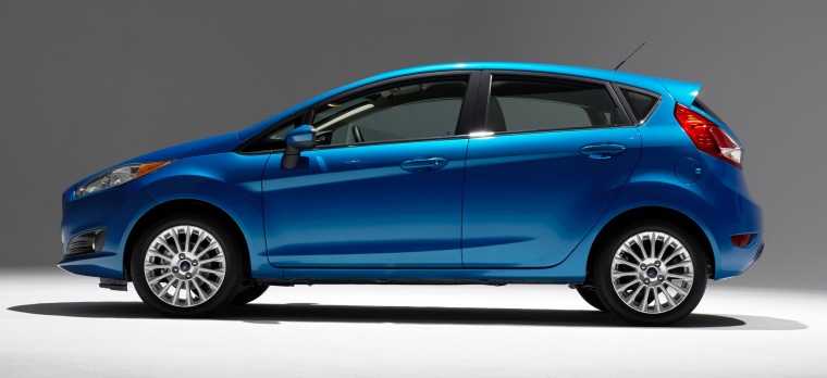 2015 Ford Fiesta Hatchback Titanium Picture