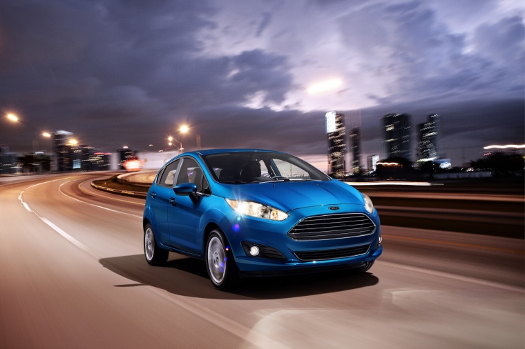 2015 Ford Fiesta Hatchback Titanium Picture