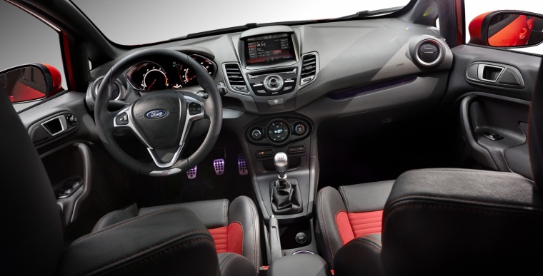 2015 Ford Fiesta Hatchback ST Cockpit Picture