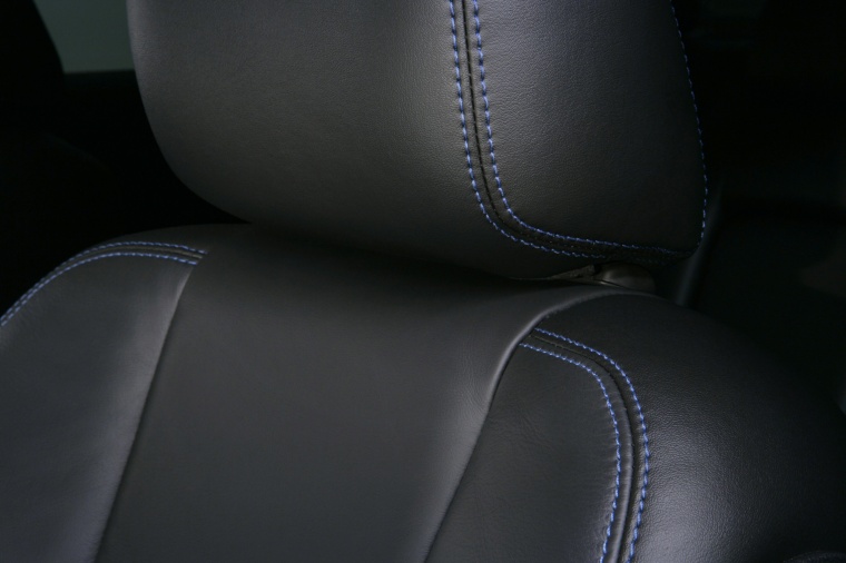 2011 Ford Fusion Sport Front Seat Picture