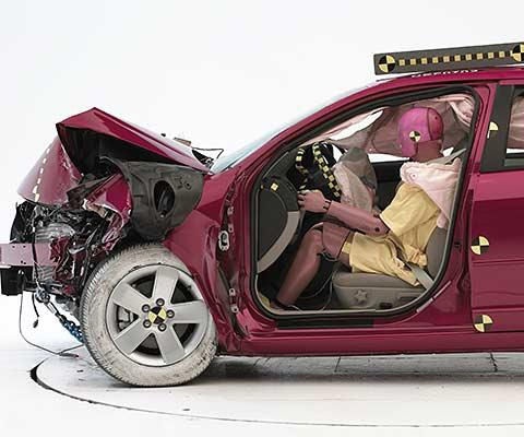 2011 Ford Fusion Sedan IIHS Frontal Impact Crash Test Picture