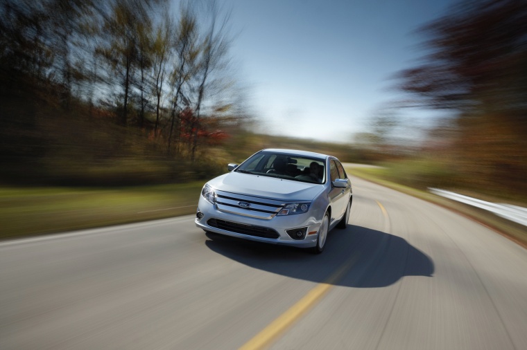 2012 Ford Fusion Hybrid Picture