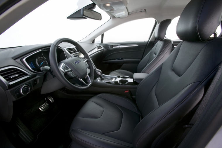 2015 Ford Fusion Titanium AWD Front Seats Picture