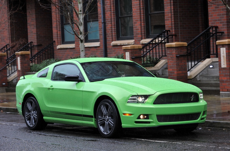 2014 Ford Mustang GT Coupe Picture