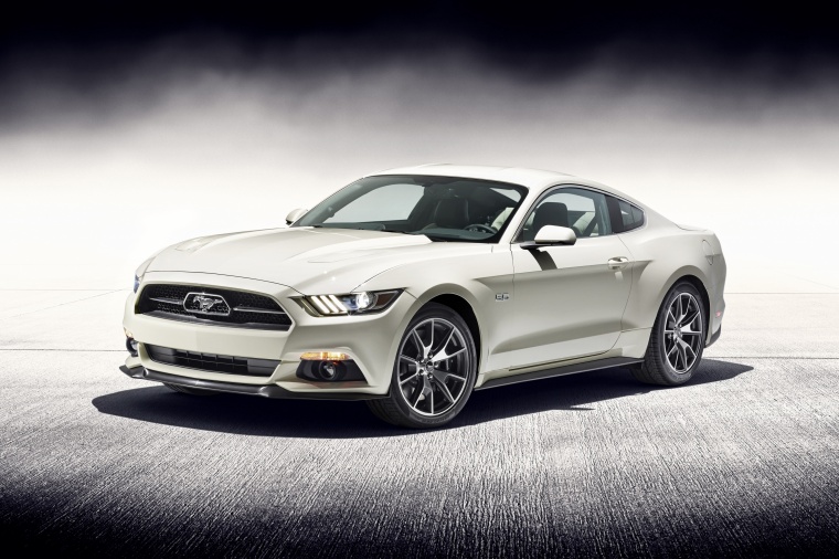 2017 Ford Mustang EcoBoost Fastback Picture