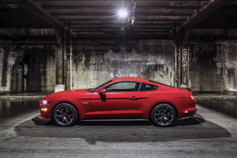 2018 Ford Mustang GT Fastback Performance Pack 2 Picture