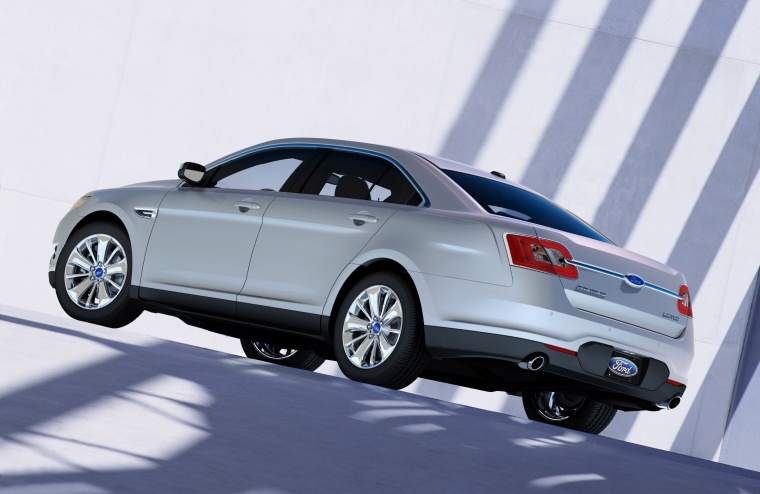 2012 Ford Taurus Limited Picture