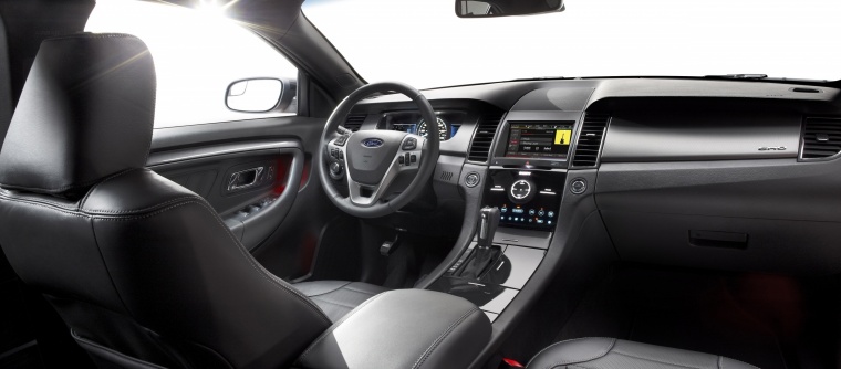 2015 Ford Taurus SHO Sedan Interior Picture