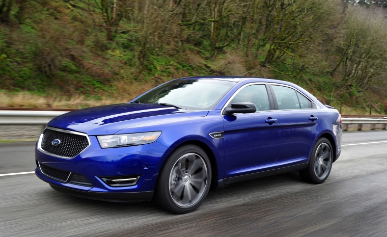 2015 Ford Taurus SHO Sedan Picture