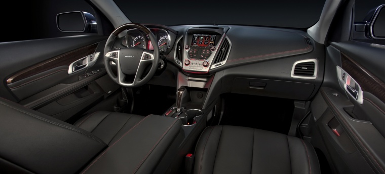 2014 GMC Terrain Denali Cockpit Picture