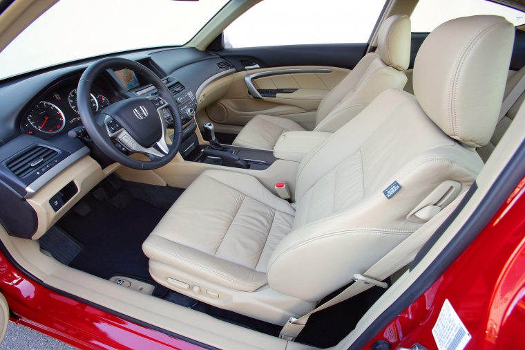 2010 Honda Accord Coupe Front Seats Picture