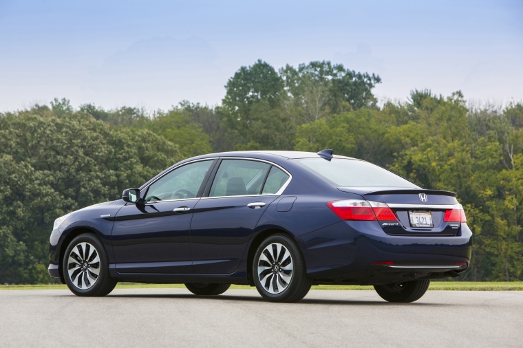 2014 Honda Accord Hybrid Sedan Touring Picture