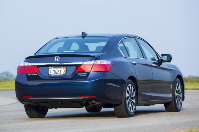 2014 Honda Accord Hybrid Sedan Touring Picture