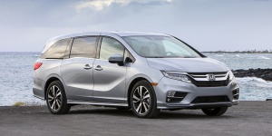 Honda Odyssey Reviews / Specs / Pictures / Prices