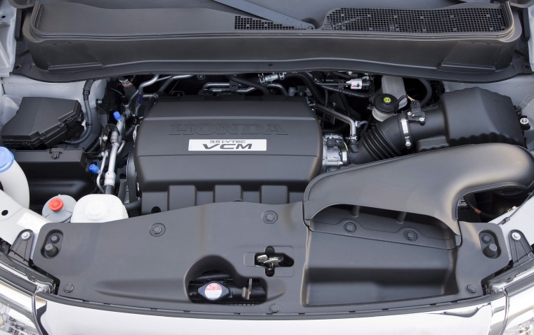 2011 Honda Pilot 3.5-liter V6 Engine Picture