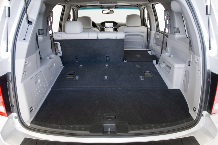 2011 Honda Pilot Trunk Picture