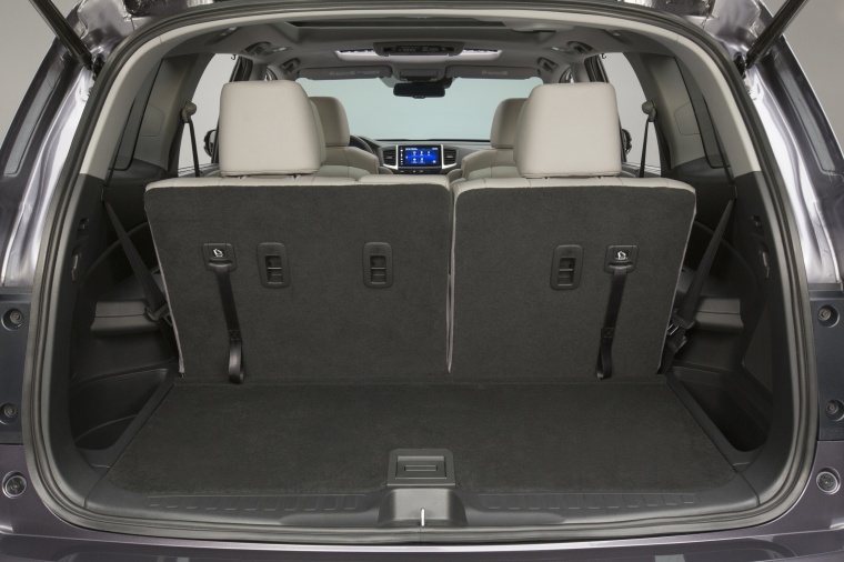 2018 Honda Pilot Trunk Picture