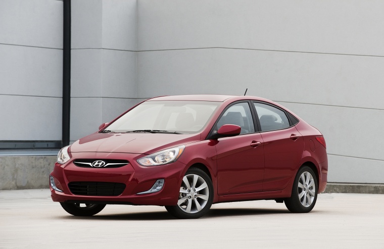 2014 Hyundai Accent GLS Sedan Picture