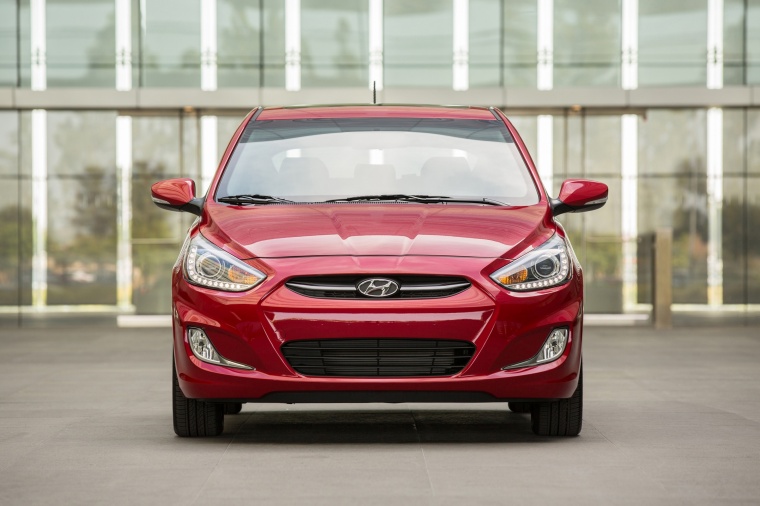 2017 Hyundai Accent Hatchback Picture