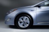 2012 Hyundai Sonata Hybrid Rim Picture