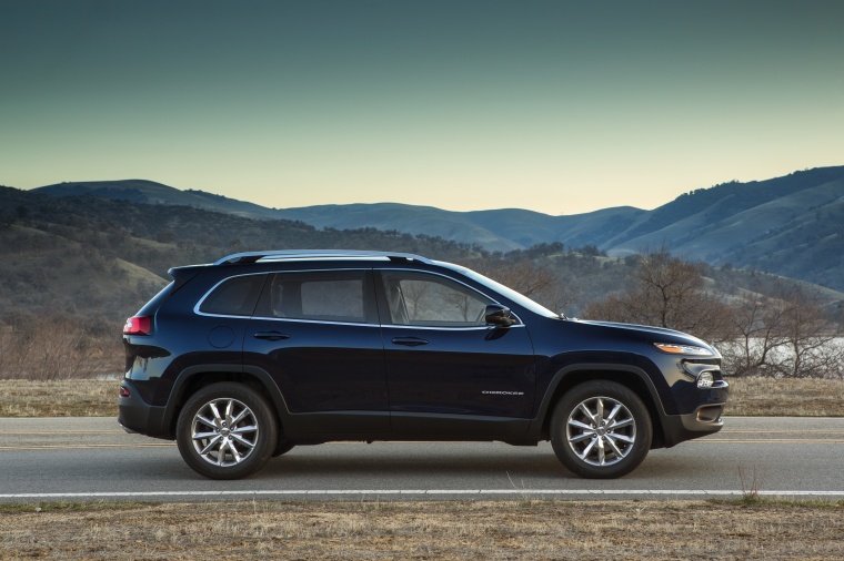 2018 Jeep Cherokee Limited 4WD Picture