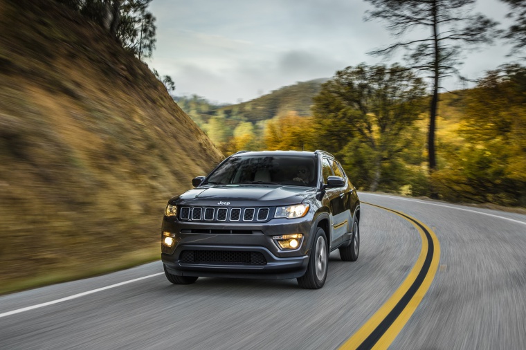 2019 Jeep Compass Latitude 4WD Picture