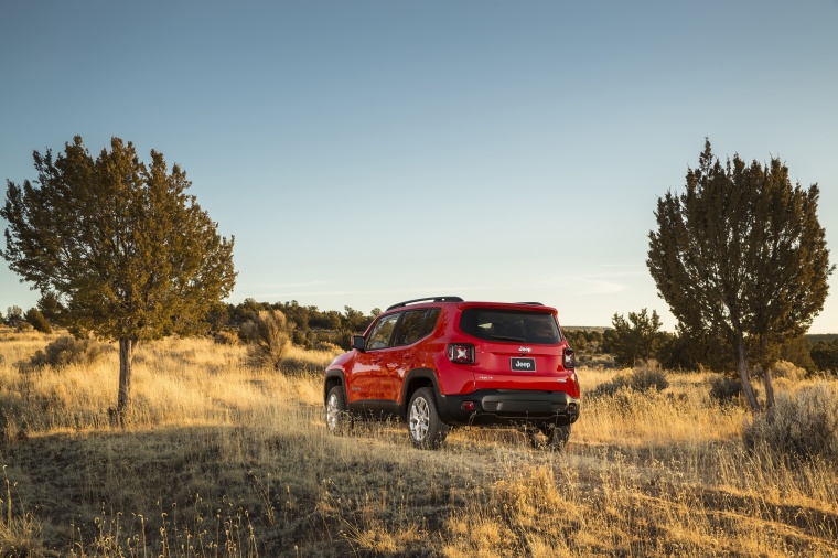 2016 Jeep Renegade Latitude 4WD Picture